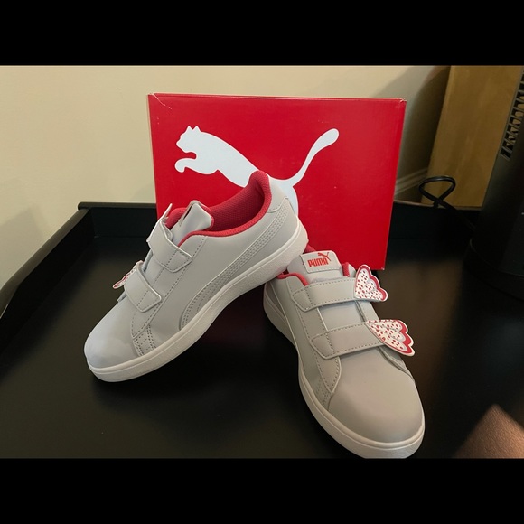 puma smash v2 butterfly